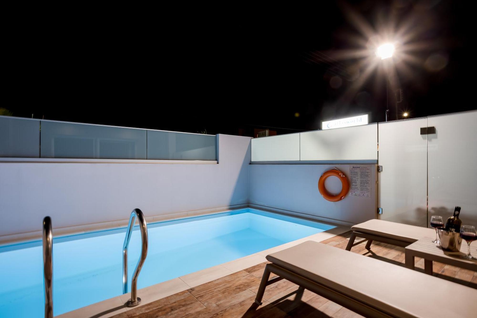 Sarpidon Suites Agia Marina Eksteriør bilde