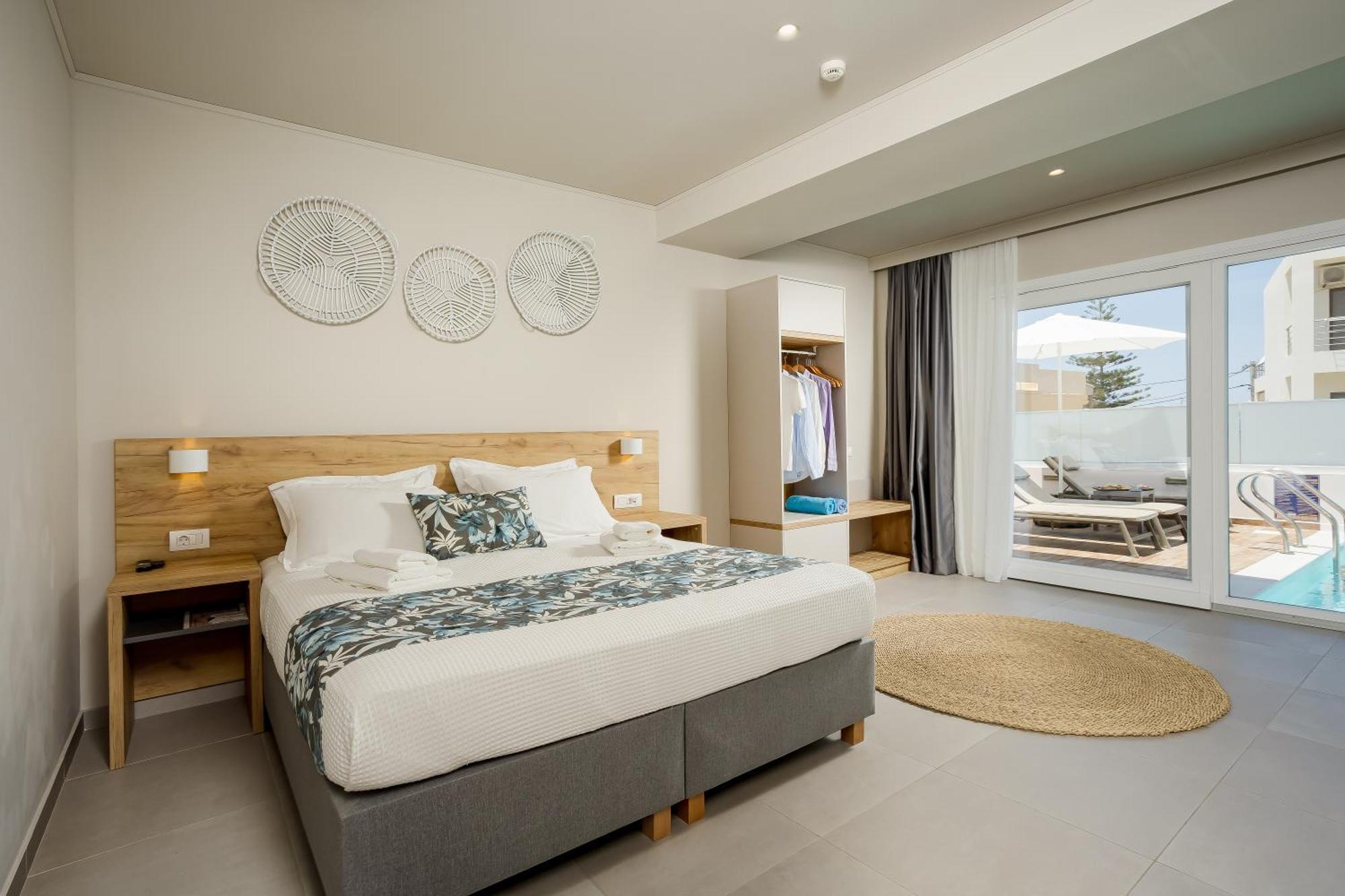 Sarpidon Suites Agia Marina Eksteriør bilde