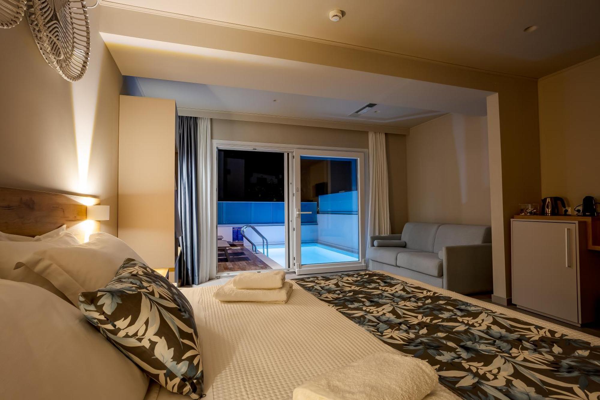 Sarpidon Suites Agia Marina Eksteriør bilde