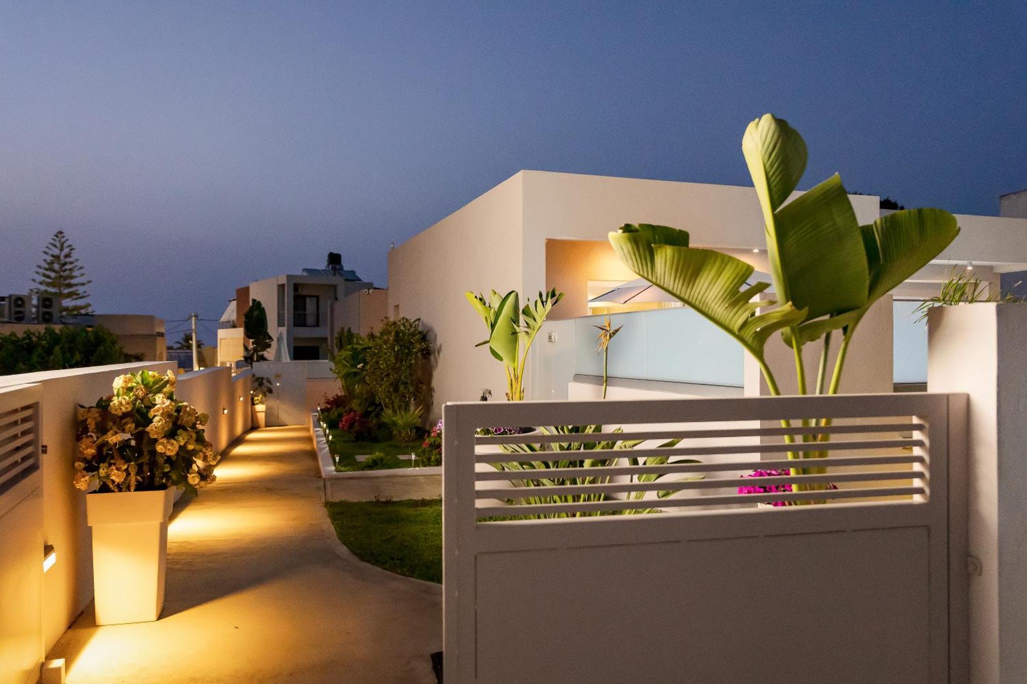 Sarpidon Suites Agia Marina Eksteriør bilde